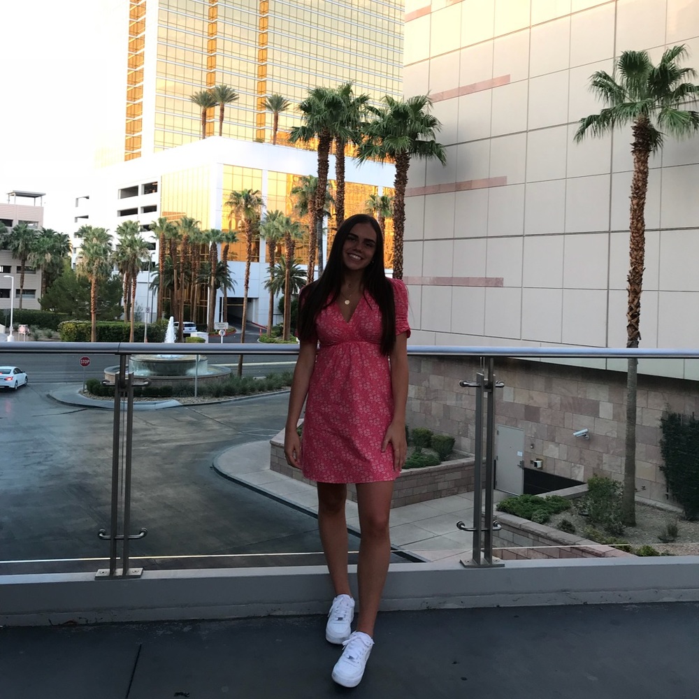 Meet your Posher, Ellie